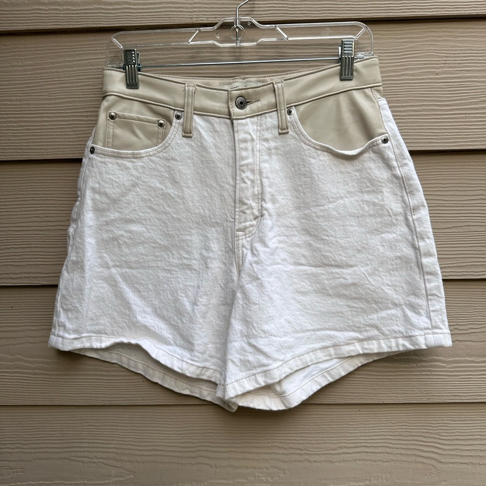 ABERCROMBIE & FITCH Womens The Dad High Rise White & Leather Shorts Sz 8 (B21